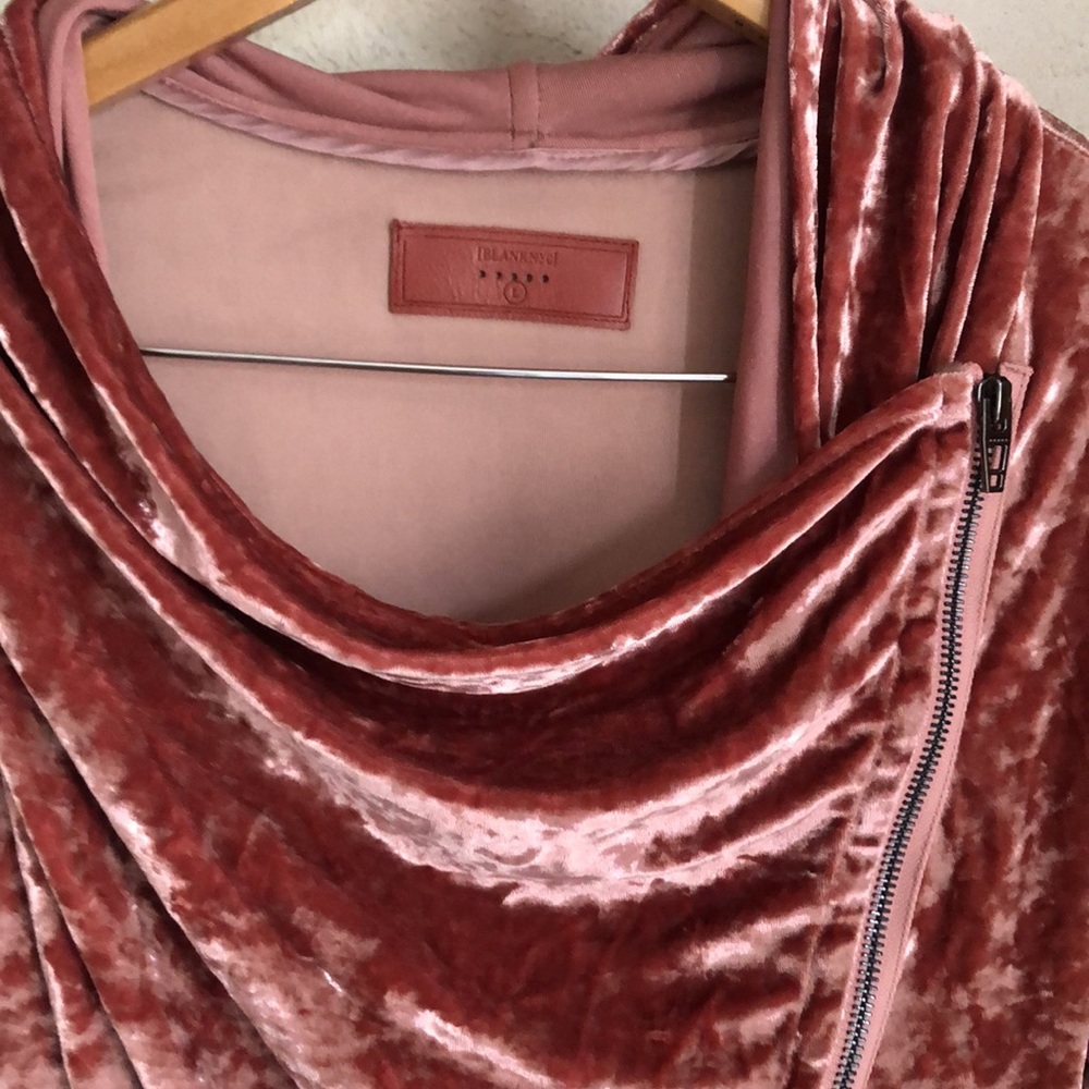 BLANKNyC Pink Crushed Velvet Zip up Moto Jacket - Picture 6 of 11